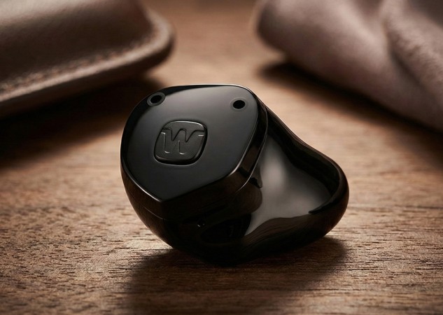 Why Custom In-the-Ear Hearing Aids Are Back in Fashion
